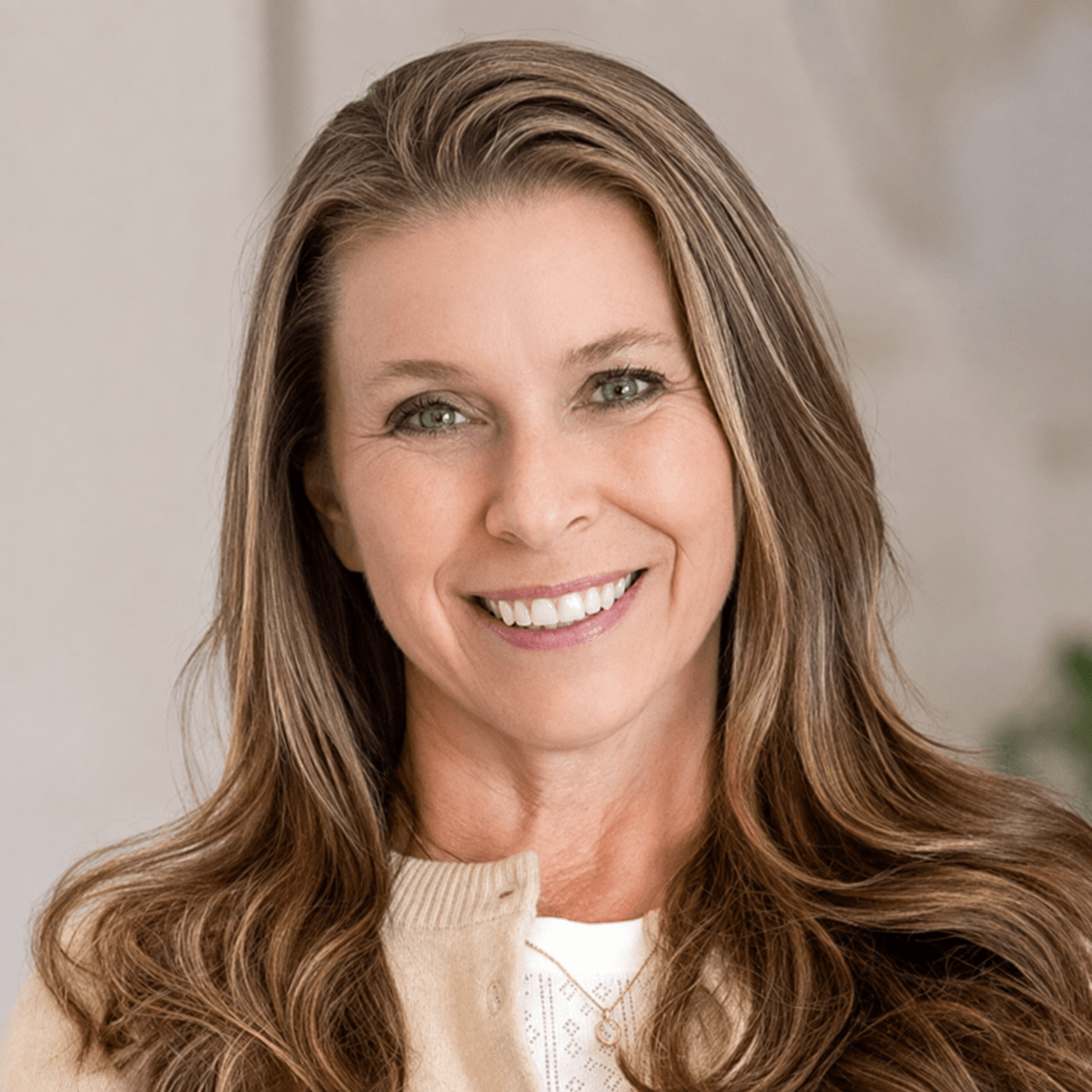 Stacy Achuck, Premier agent